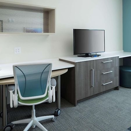 Home2 Suites By Hilton Cape Canaveral Cruise Port Buitenkant foto