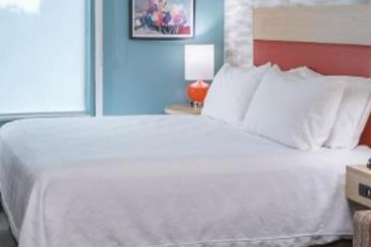 Home2 Suites By Hilton Cape Canaveral Cruise Port Buitenkant foto