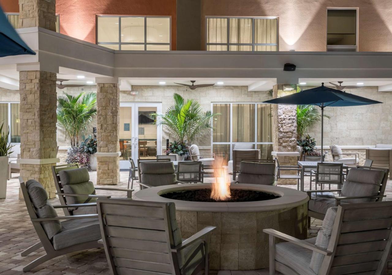 Home2 Suites By Hilton Cape Canaveral Cruise Port Buitenkant foto