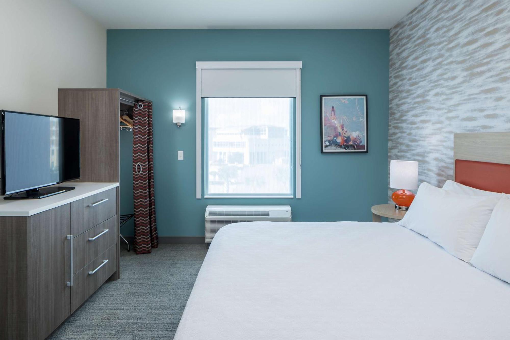 Home2 Suites By Hilton Cape Canaveral Cruise Port Buitenkant foto
