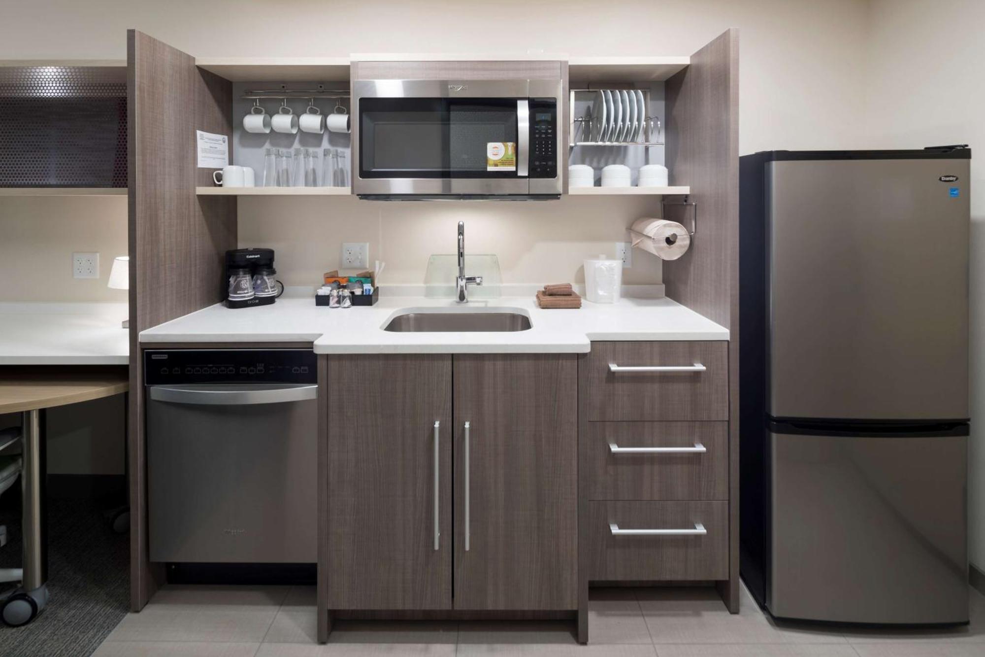 Home2 Suites By Hilton Cape Canaveral Cruise Port Buitenkant foto