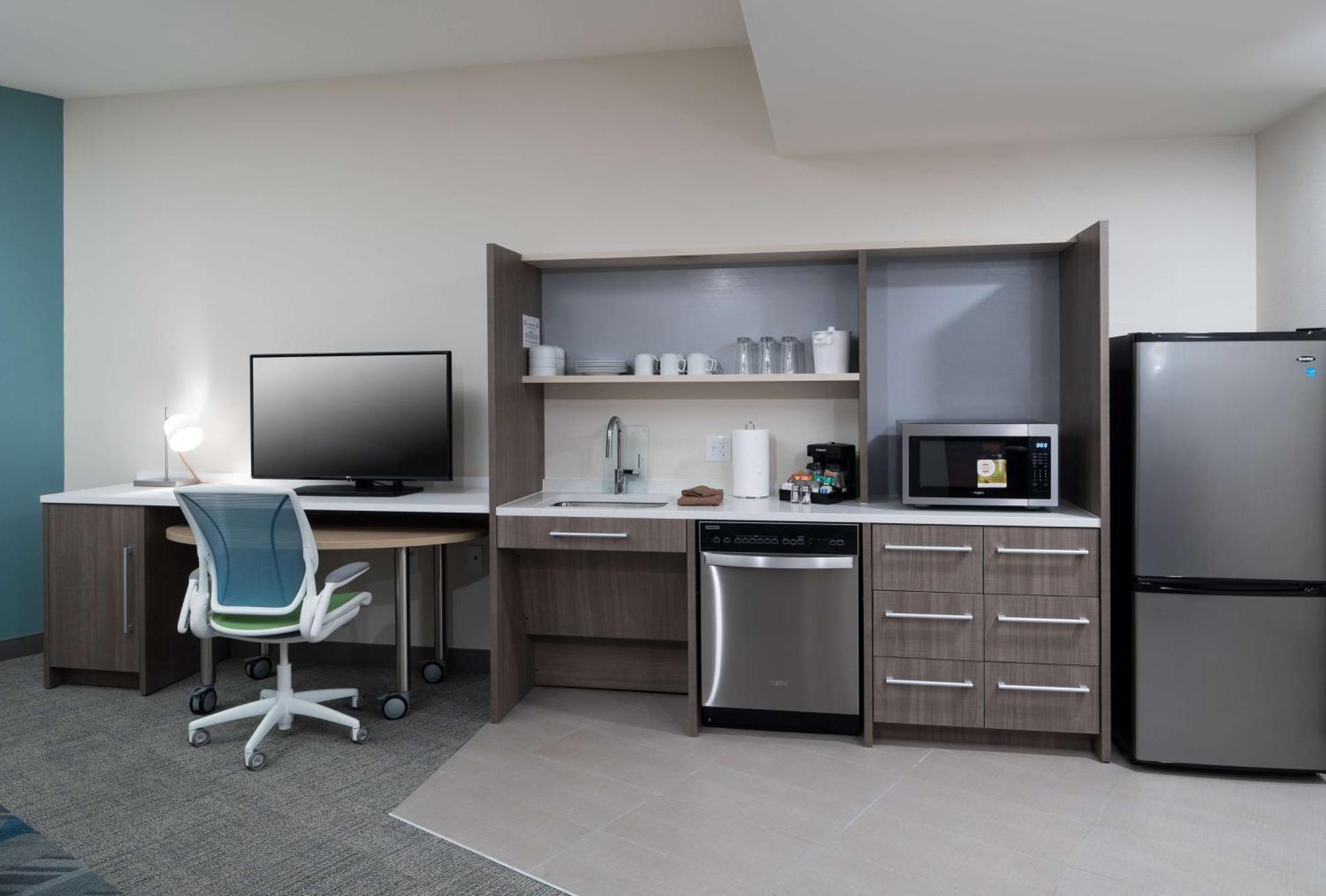 Home2 Suites By Hilton Cape Canaveral Cruise Port Buitenkant foto