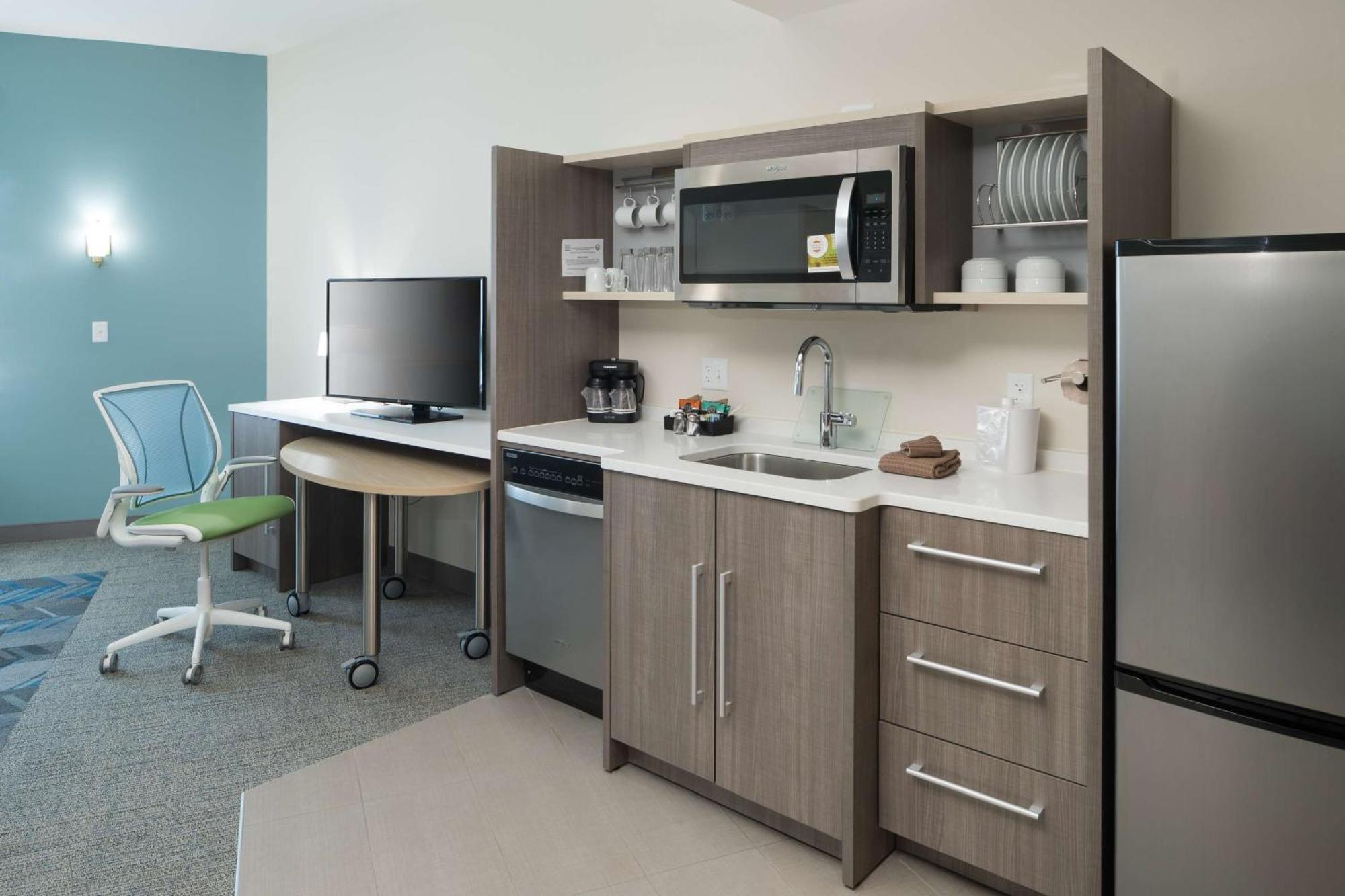 Home2 Suites By Hilton Cape Canaveral Cruise Port Buitenkant foto