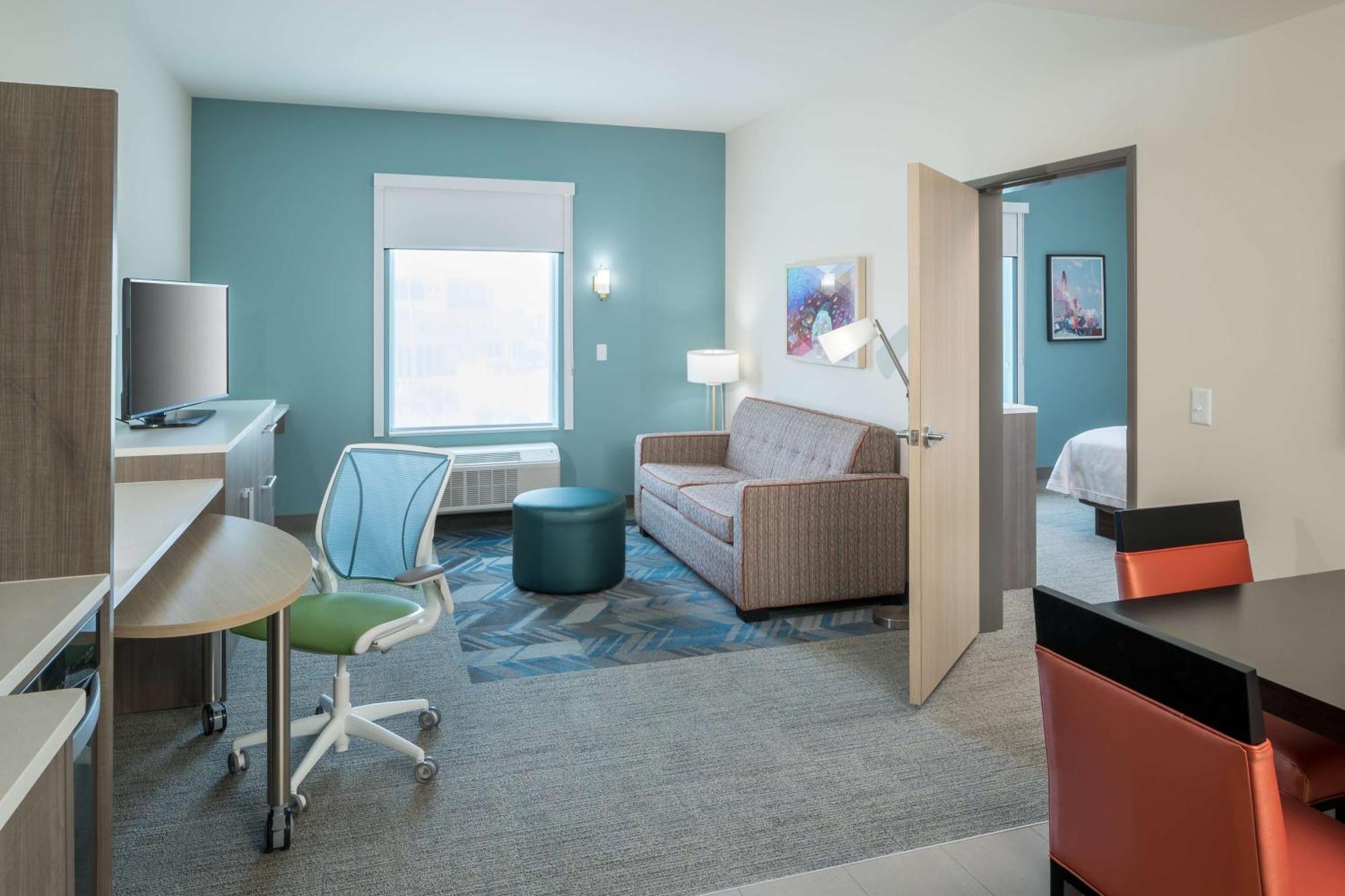Home2 Suites By Hilton Cape Canaveral Cruise Port Buitenkant foto