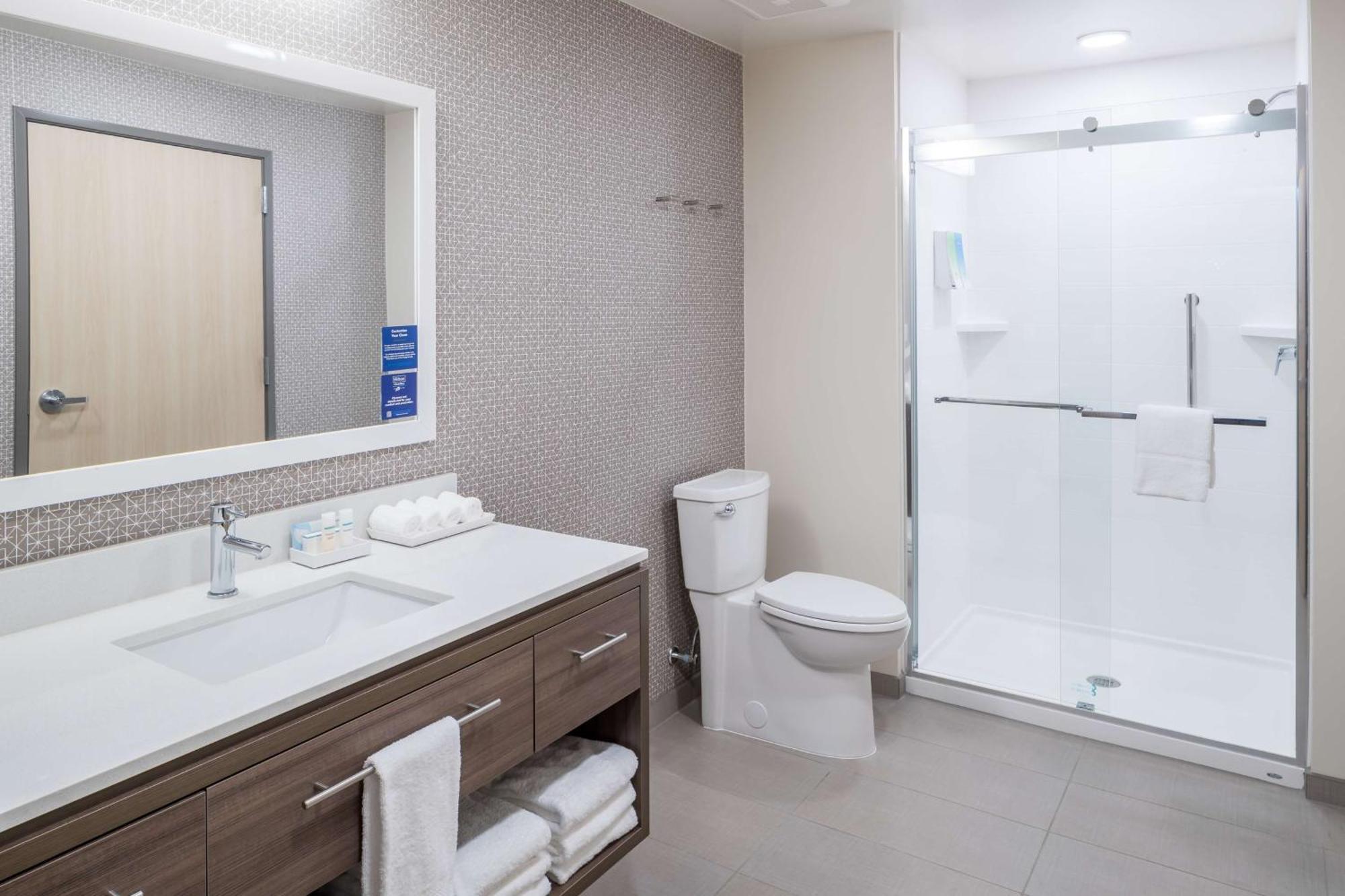 Home2 Suites By Hilton Cape Canaveral Cruise Port Buitenkant foto