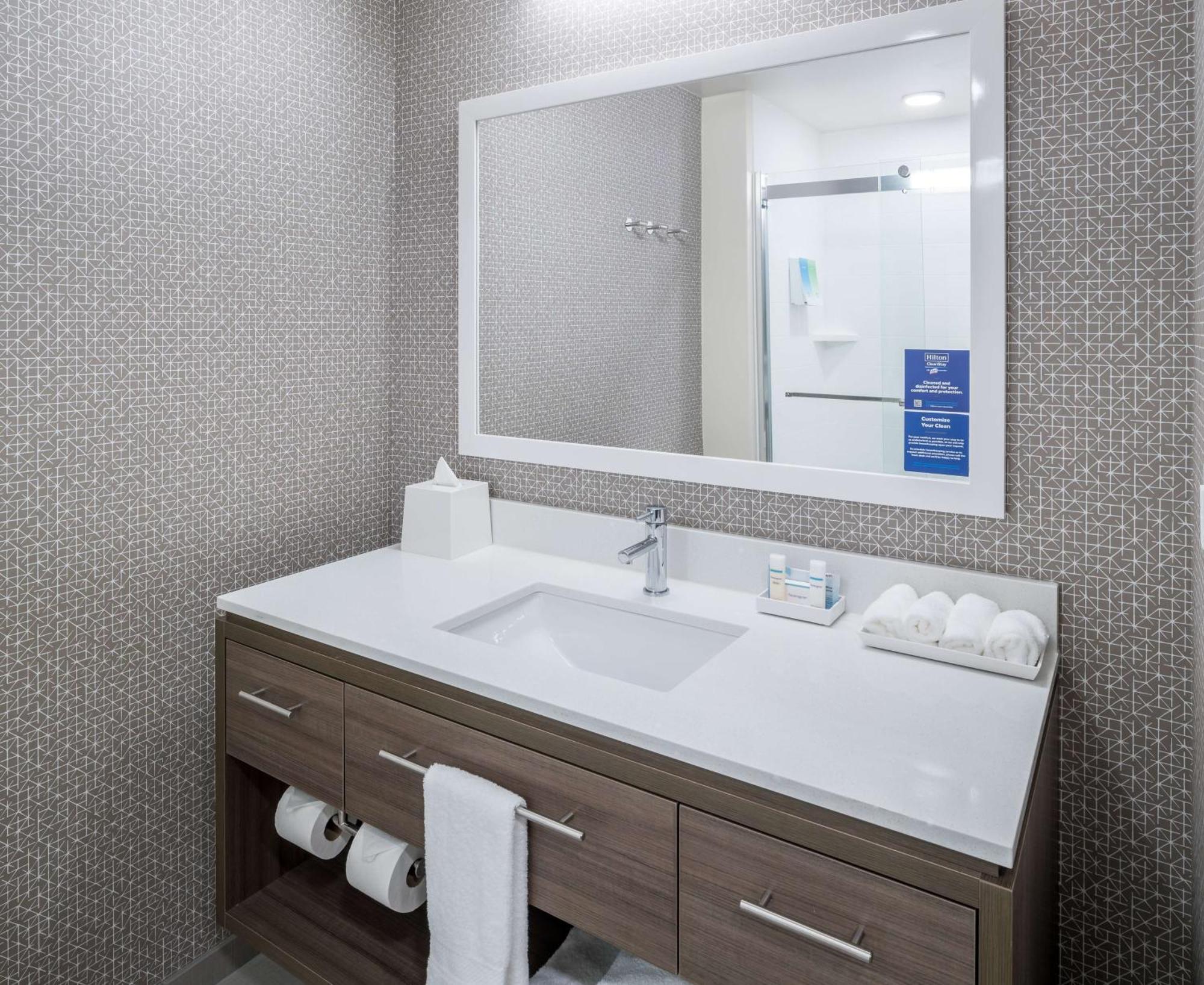 Home2 Suites By Hilton Cape Canaveral Cruise Port Buitenkant foto