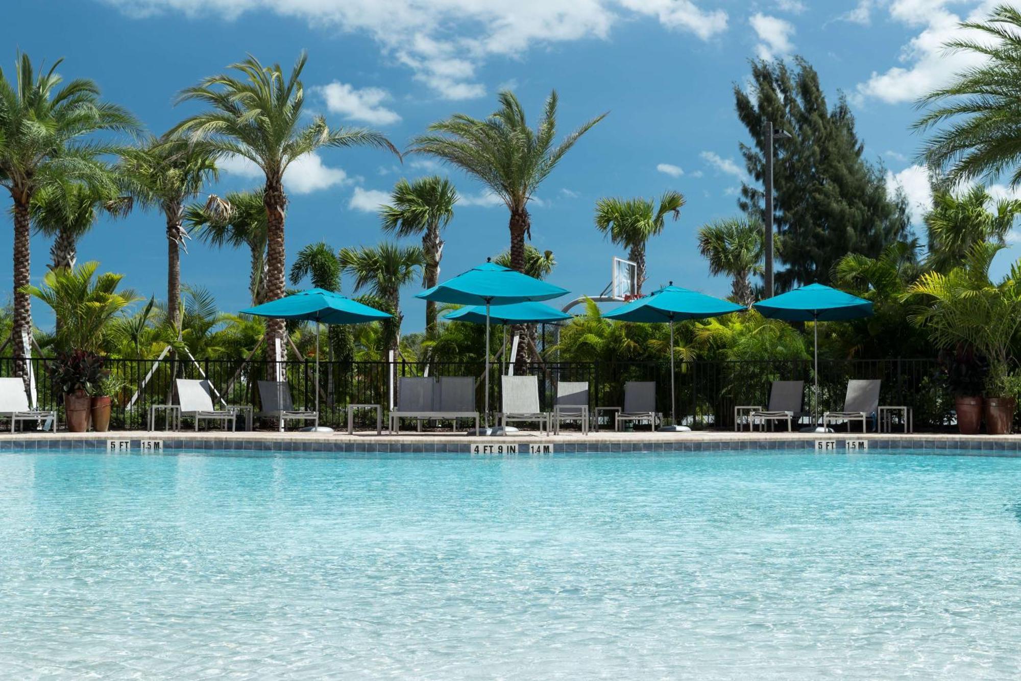 Home2 Suites By Hilton Cape Canaveral Cruise Port Buitenkant foto